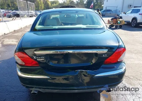 2004 Jaguar X-Type 3.0 из США, поврежденный, VIN SAJEA51C54WD57089